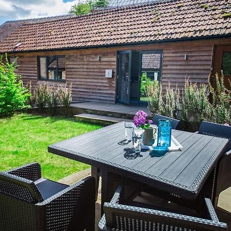 Cosy Cottage On Banks Of River Wye Foy Exterior foto